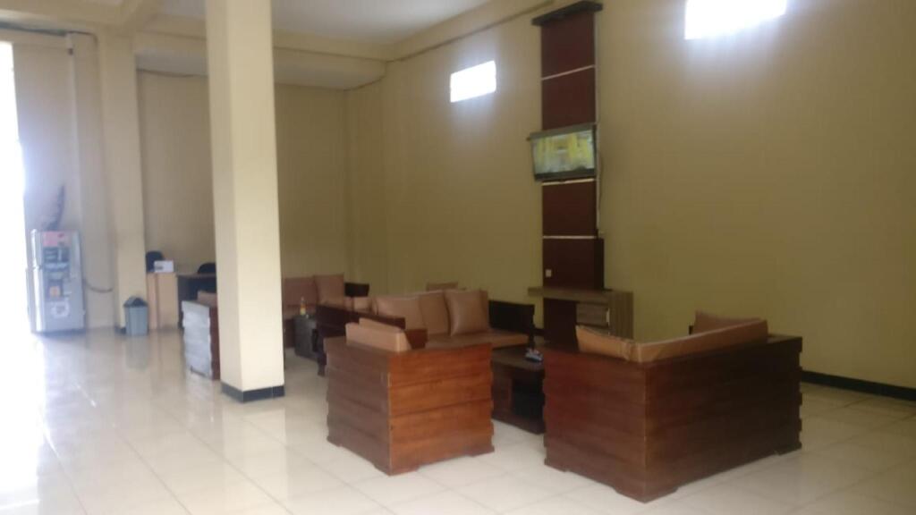 Бандунг: Caraka Hotel Batununggal