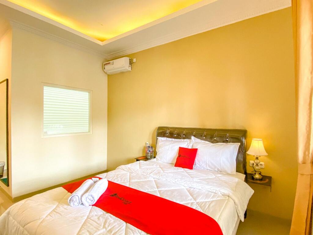 Бату: RedDoorz Premium near Museum Angkut Batu 3
