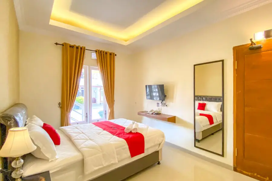 Бату: RedDoorz Premium near Museum Angkut Batu 3