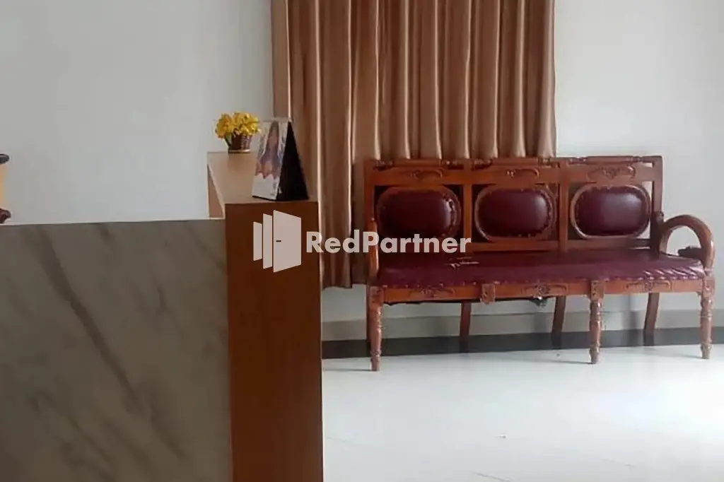 Рантау Прапат: Green House RedPartner