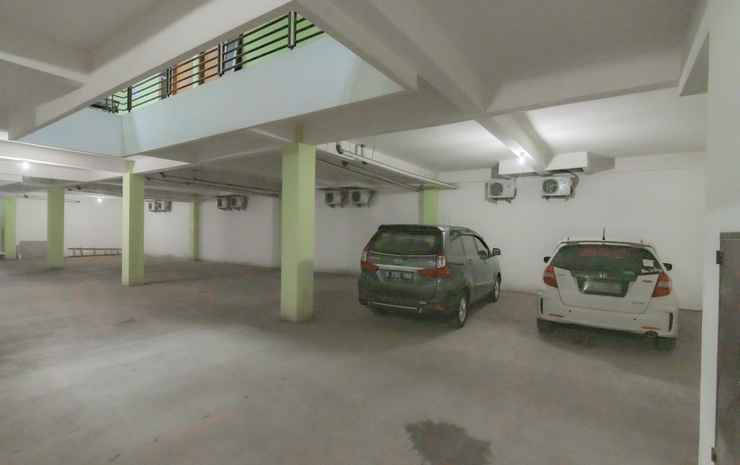 Караванг: RedDoorz Syariah near Karawang Central Plaza