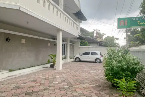 RedDoorz Syariah Hotel Nuri Indah Dongkelan Yogyakarta — фото 1