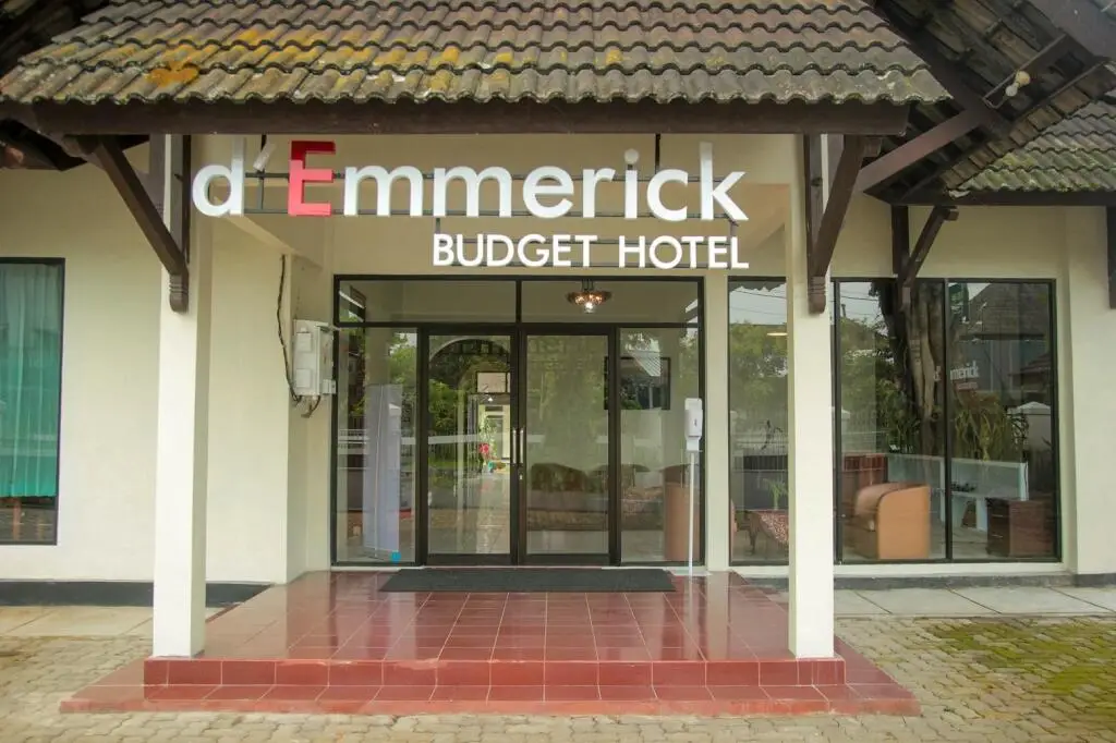Салатига: D'Emmerick Budget Hotel