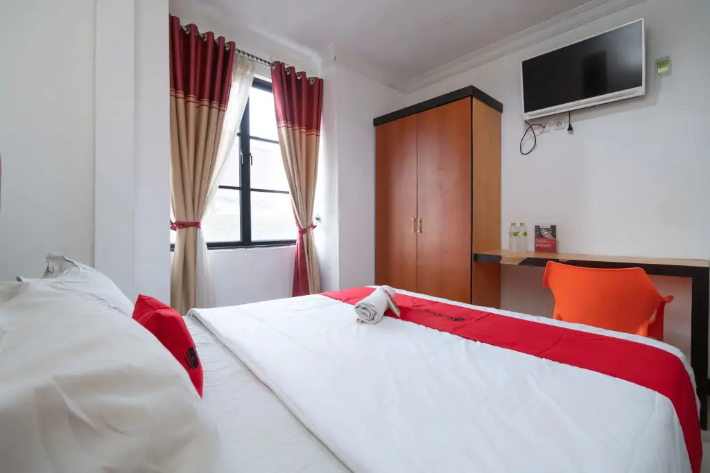 Пеканбару: RedDoorz near RSIA Andini Pekanbaru
