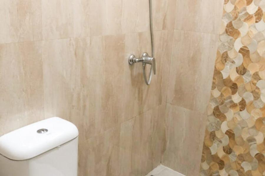 Сурабая: RedDoorz Plus @ Dukuh Kupang
