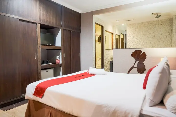 Чикаранг: RedDoorz near WaterBoom Lippo Cikarang