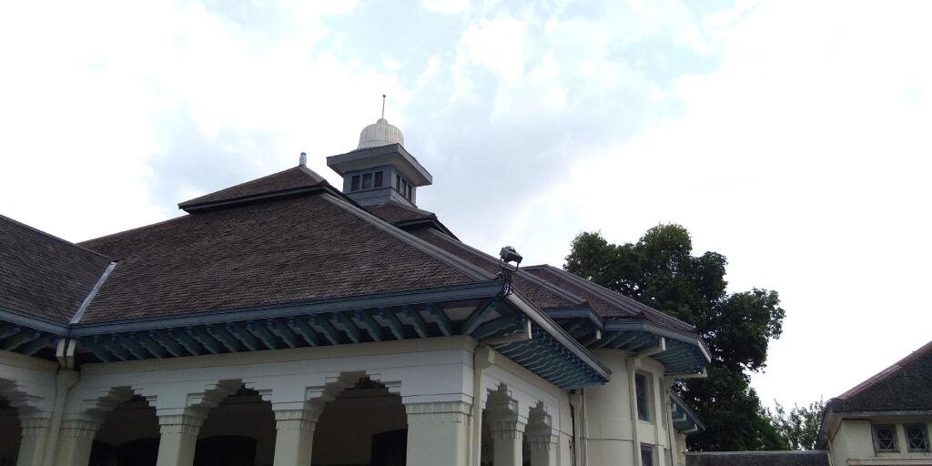 Суракарта: RedDoorz Syariah near Stasiun Purwosari