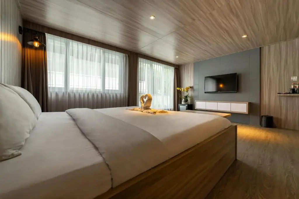 Бату: Kontena Hotel