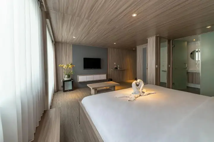 Бату: Kontena Hotel