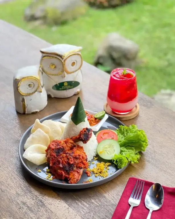 Пакем: D'Kaliurang Resort & Convention Yogyakarta