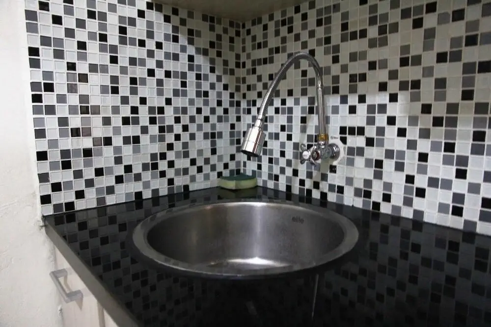 Бекаси: Kemang View Apartment
