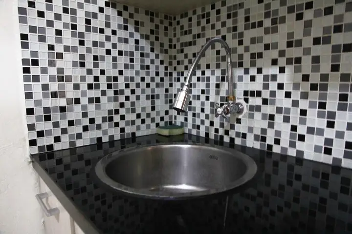 Бекаси: Kemang View Apartment