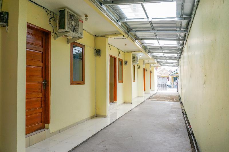 Бандунг: Ardini Residence