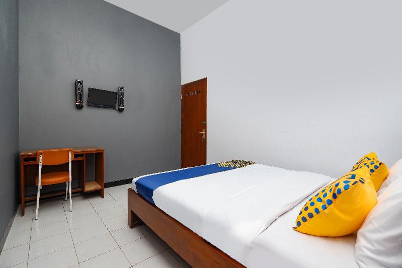 Кудус: Simpang Tujuh Residence