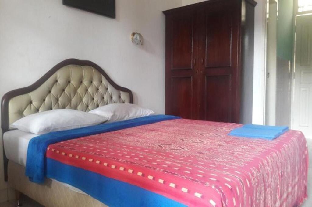 Матарам: Hotel Airlangga
