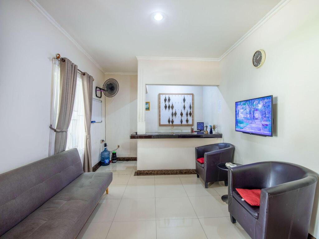 Doesnami Guesthouse Syariah — фото 1