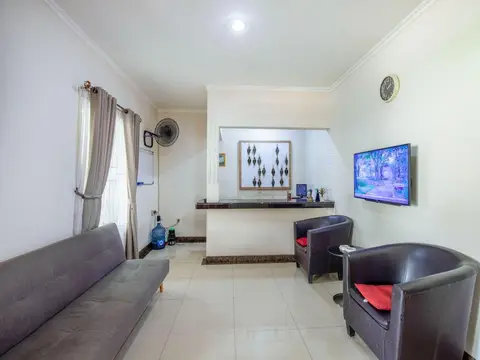 Doesnami Guesthouse Syariah — фото 1
