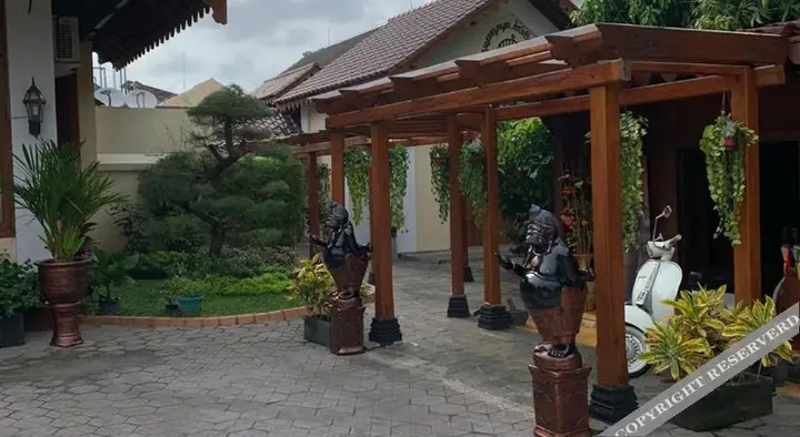 Батуретно: Dem Ayem Heritage Guest House