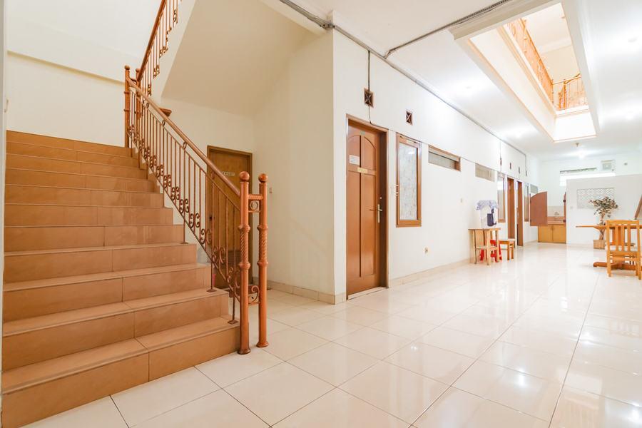 Бандунг: Koolkost near Riau Junction Mall (Minimum Stay 6 Nights)