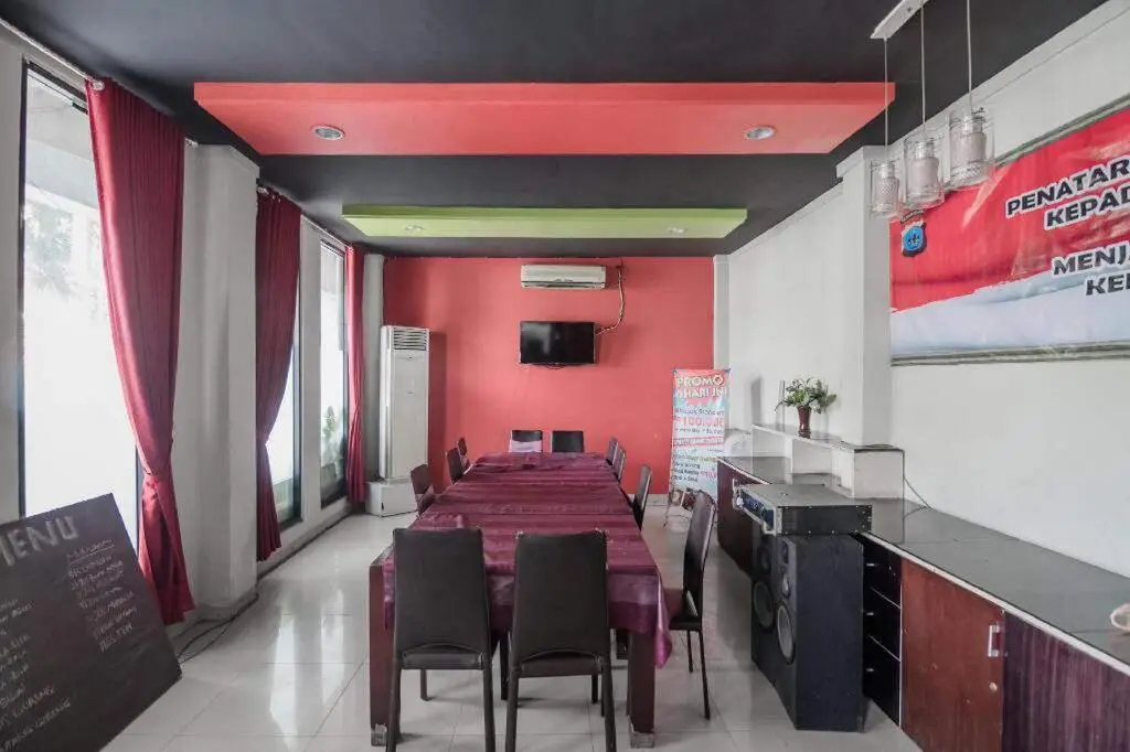 Банджармасин: Hotel Regen Bajarmasin RedPartner