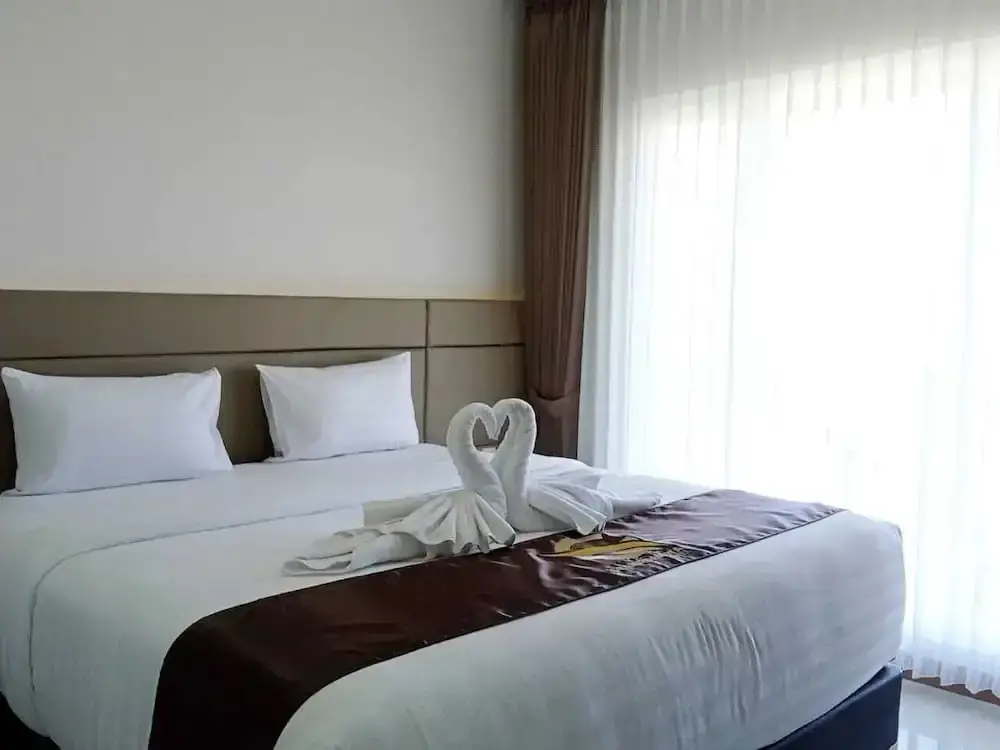Сумбава-Бесар: Grand Samota Hotel