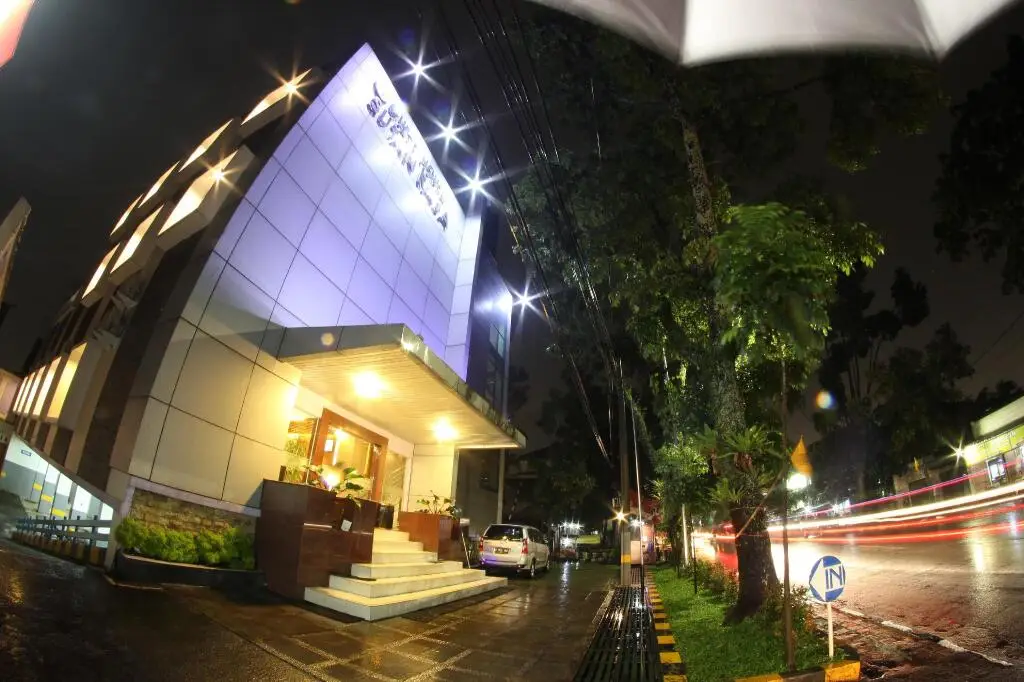 Бандунг: Sutan Raja Guest House