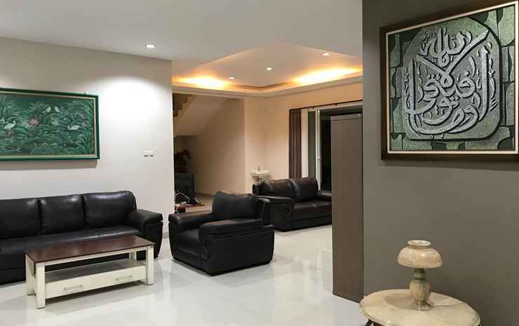 Сурабая: Gakesya Homestay Syariah