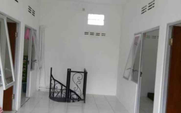Сурабая: Sky Inn Ketintang 1