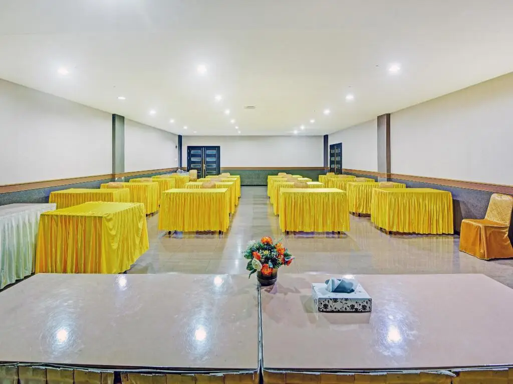 Танджунг Пинанг: Oyo 1178 Plaza Hotel Tanjung Pinang