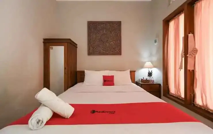 Денпасар: RedDoorz near Mertasari Beach 2