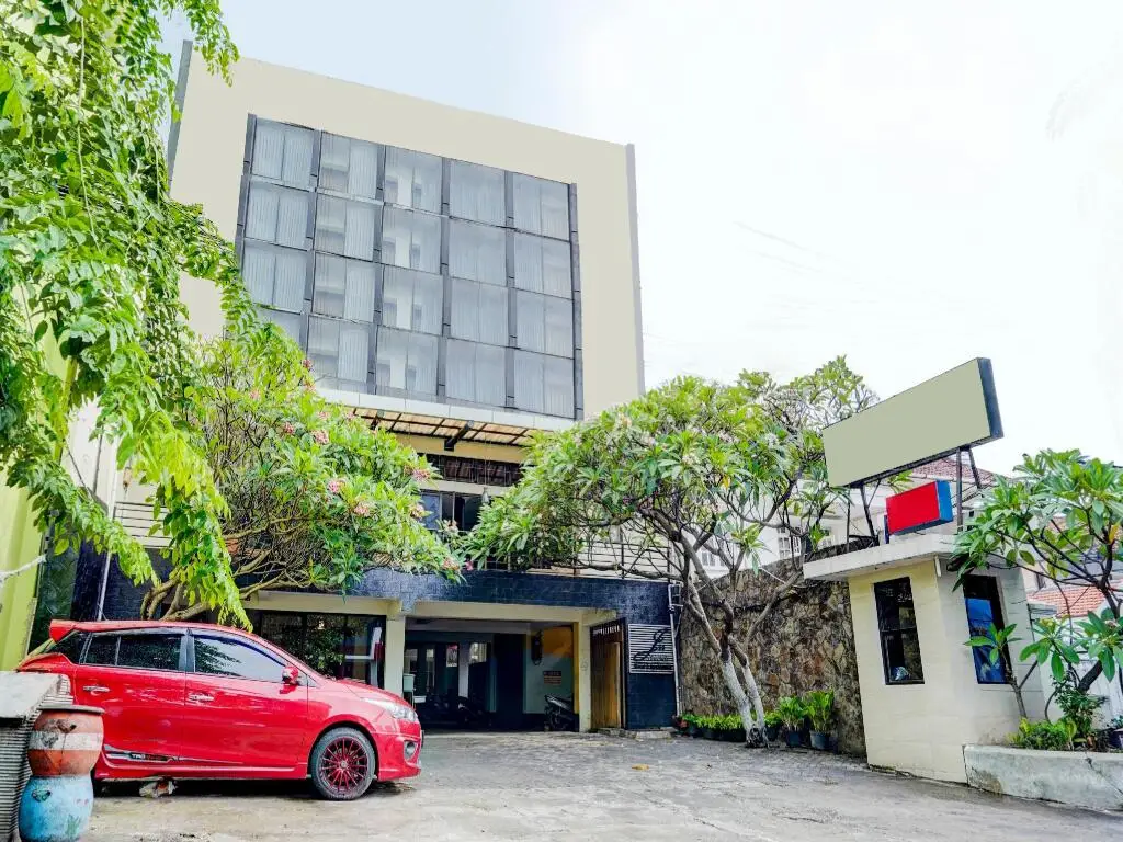 Сурабая: OYO 90425 Hotel 22