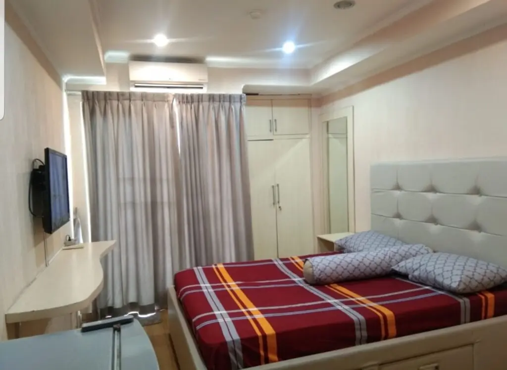Куруг: Apartemen Paragon Village by KITA