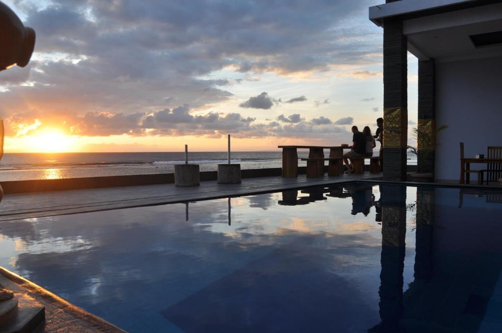 Pradana Beach Inn Luxury — фото 1