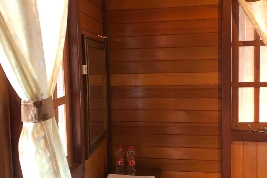 Мертоюдан: Roemah Kayu Saragan Syariah Magelang RedPartner