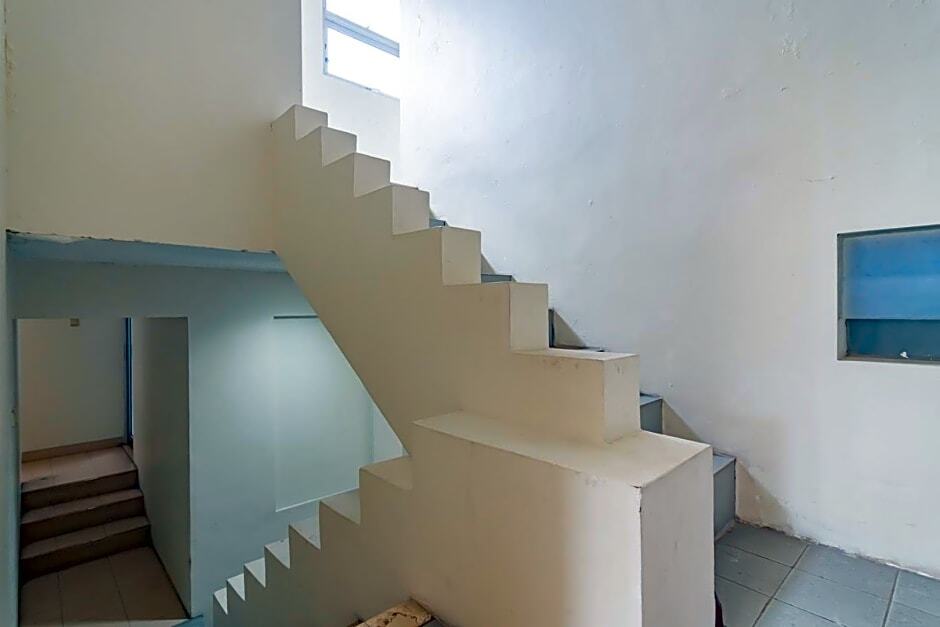 Бандунг: KoolKost near Simpang Dago 2 (Minimum Stay 6 Nights)
