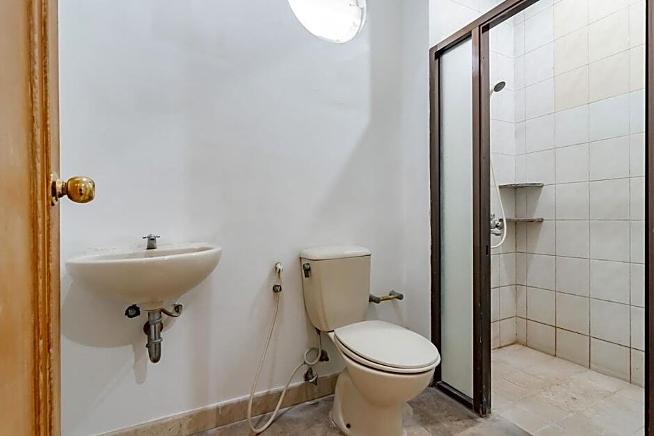 Бандунг: KoolKost near Simpang Dago 2 (Minimum Stay 6 Nights)