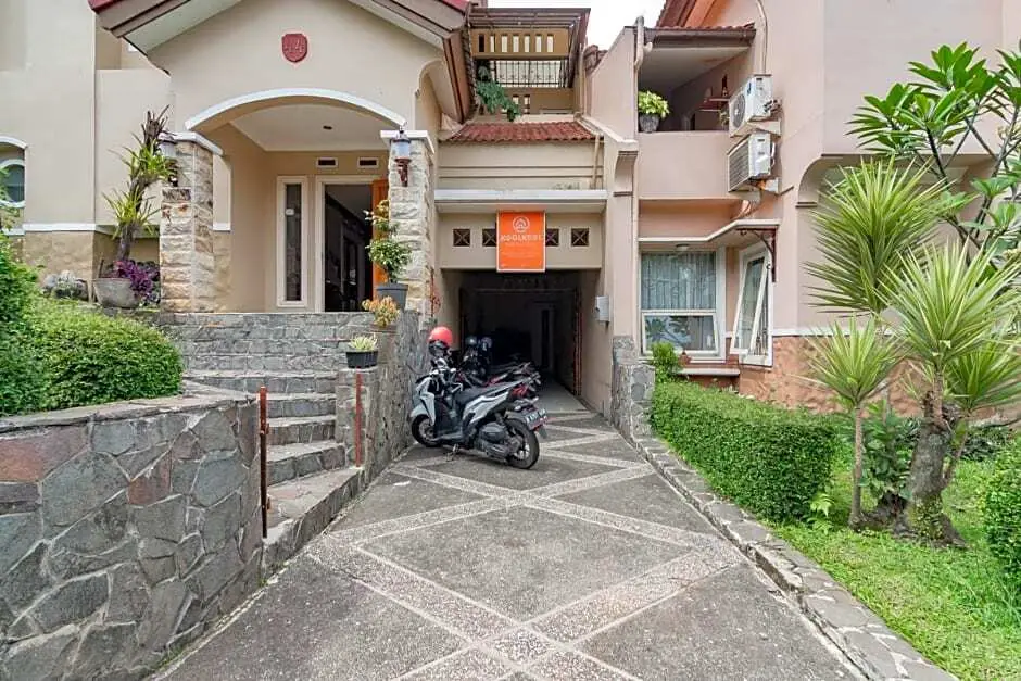 KoolKost near Simpang Dago 2 (Minimum Stay 6 Nights) — фото 1