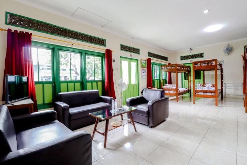 Бантул: Bahagia Sederhana Homestay by ZUZU