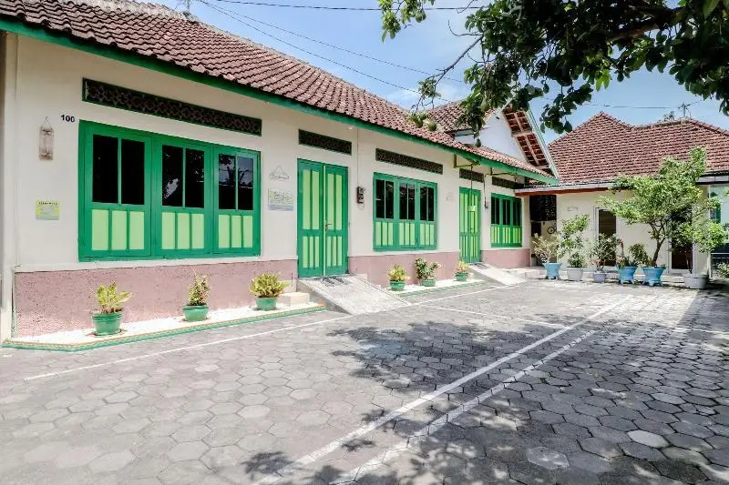 Bahagia Sederhana Homestay by ZUZU — фото 1