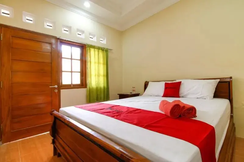 Джокьякарта: Sahil Inn Syariah Prawirotaman Redpartner