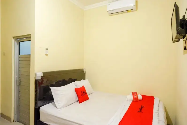 Слеман: RedDoorz near Sleman City Hall 3