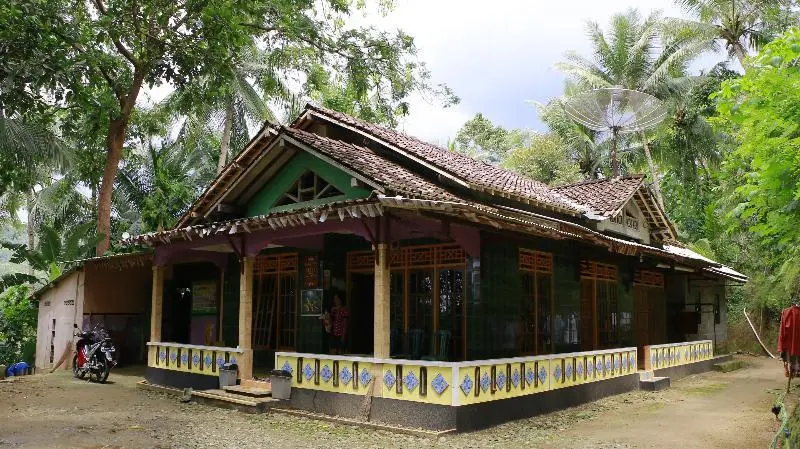 Харговилис: Homestay ENDRO by ZUZU