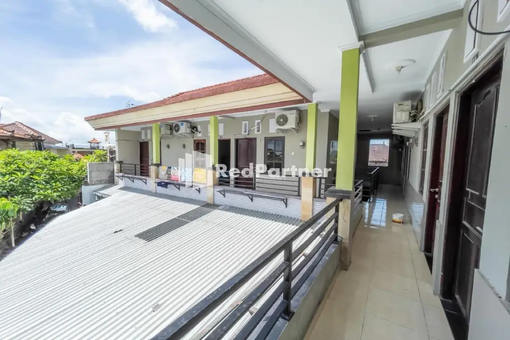 Падангсамбиан: Handika Jaya BS Denpasar Barat RedPartner