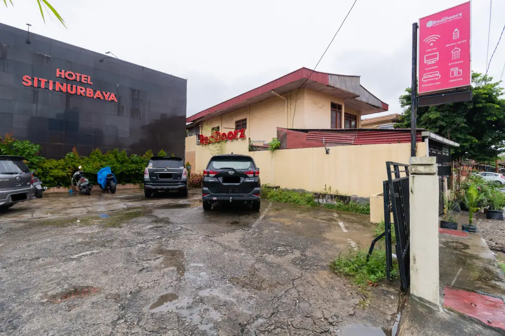 Паданг: RedDoorz Syariah near Plaza Andalas Padang 2