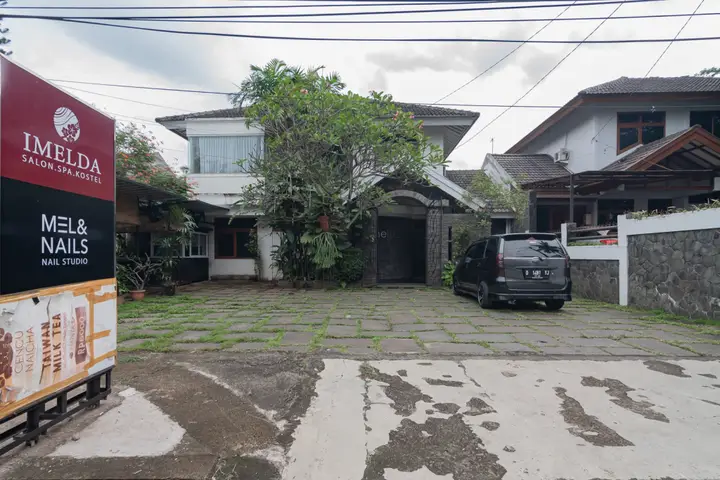 Бандунг: Imelda Residence Setrasari RedPartner