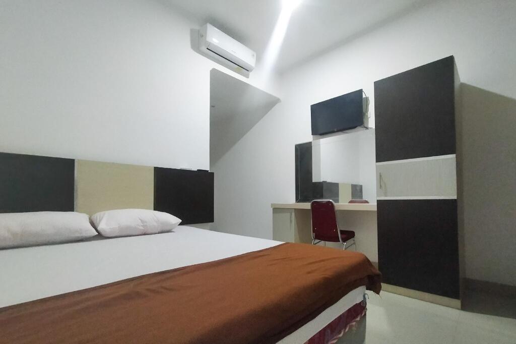 Кендари: Radja Homestay RedPartner