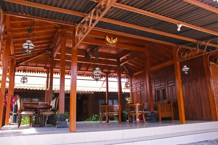 Севон: Omahe Haji Qoema Syariah 3