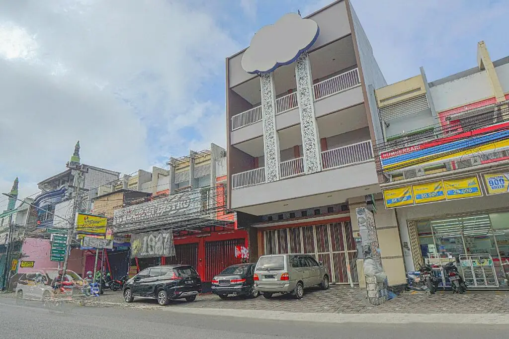 Маланг: OYO 90466 Roemah Singgah & Kost Ekslusif Syariah