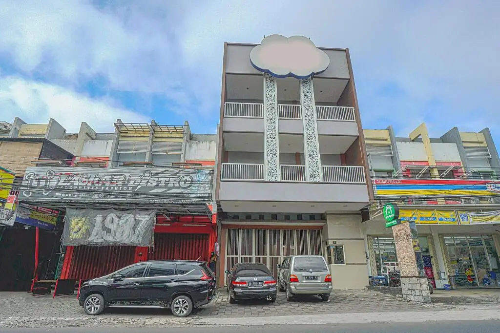 Маланг: OYO 90466 Roemah Singgah & Kost Ekslusif Syariah