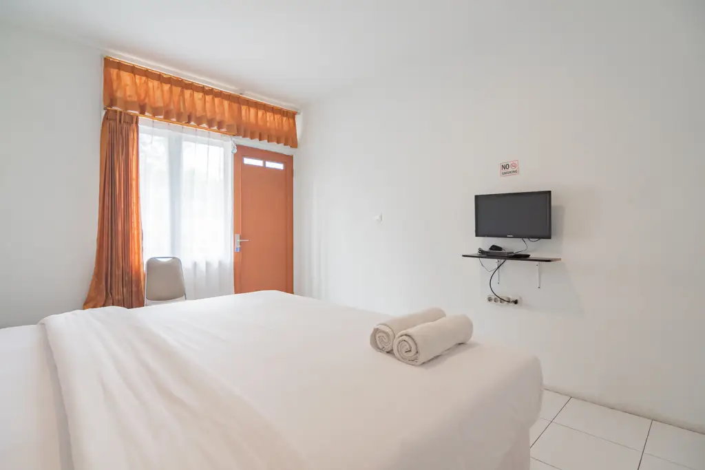 Лембанг: Rossan Villa 4 Hotel RedPartner